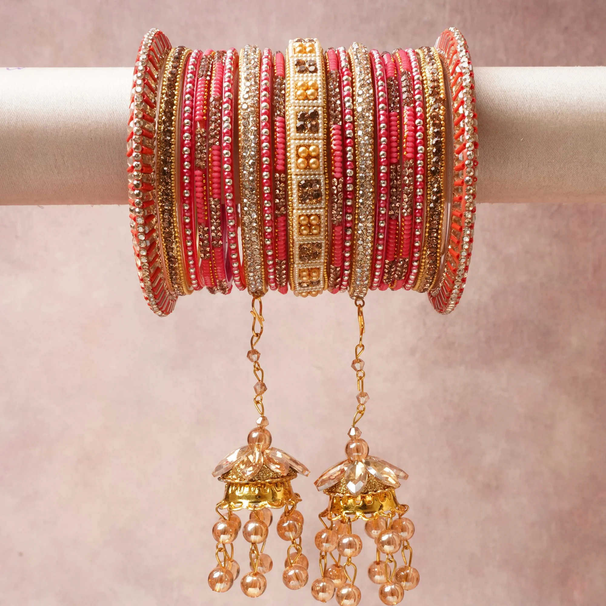 A majestic Gold set, complemented by Champagne, Silver, Cream, Clear featuring Gold-toned Metal Alloy, Faceted Glass, Pearlized Glass Beads, Rhinestones, Enamel, Seed Beads.
Rich, ceremonial, and designed to be passed through generations.
